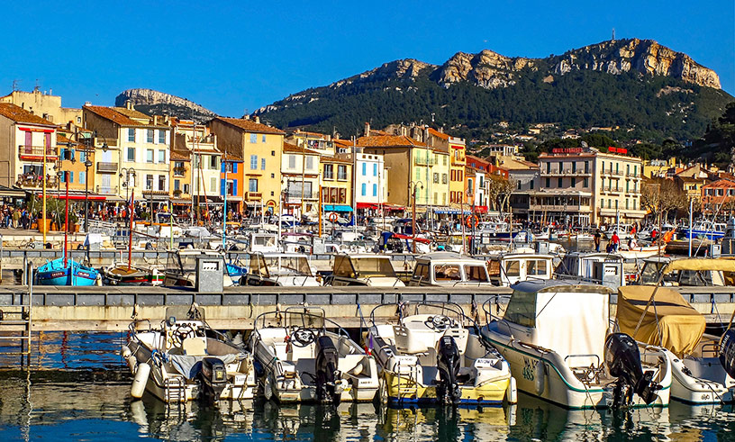 cassis town