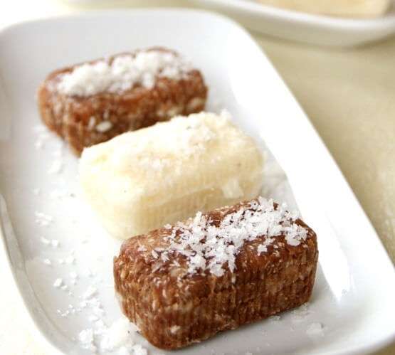 Getuk Lindri - Steamed Cassava with Coconut Topping