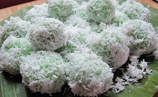 Klepon traditional Indonesian rice cake