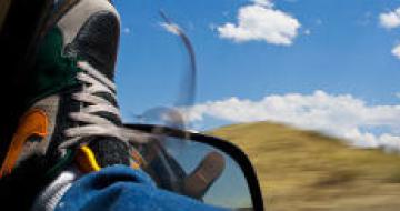 Thumbnail image from inside a car