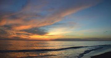 Thumbnail image of a sunrise on Thuan An Beach, Vietnam