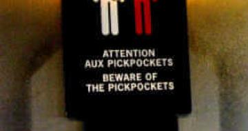 Thumbnail image of a pickpocket warning sign