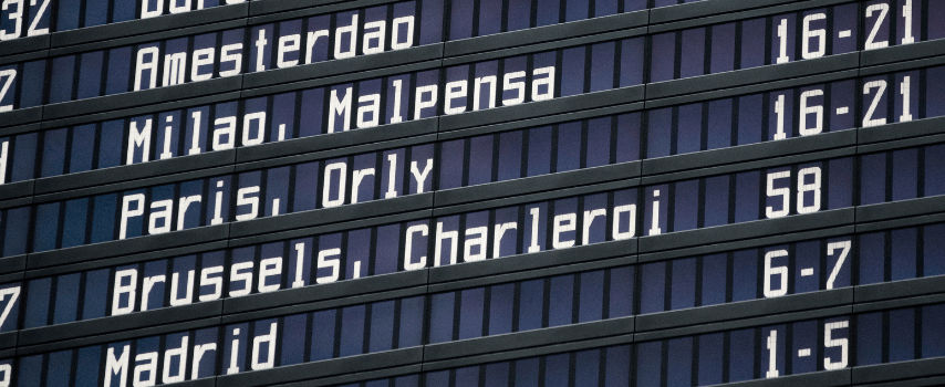 Train sign that says Paris Orly